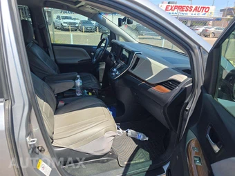 2016 Toyota Sienna Limited Premium 7-Passenger 119.3" WB - miniatura 16