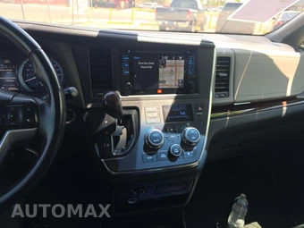 2016 Toyota Sienna Limited Premium 7-Passenger 119.3" WB - miniatura 7
