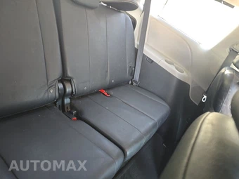 2016 Toyota Sienna SE 8-Passenger 119.3" WB - miniatura 14