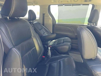 2016 Toyota Sienna SE 8-Passenger 119.3" WB - miniatura 17