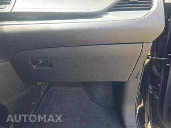 2016 Toyota Sienna SE 8-Passenger 119.3" WB - miniatura 20