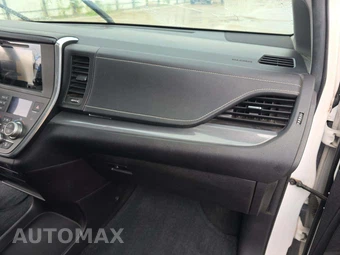2016 Toyota Sienna SE 8-Passenger 119.3" WB - miniatura 20