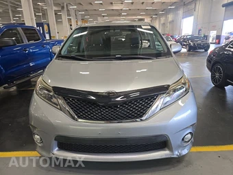 2016 Toyota Sienna SE Premium 8-Passenger 119.3" WB - miniatura 2