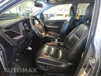 2016 Toyota Sienna SE Premium 8-Passenger 119.3" WB - miniatura 7