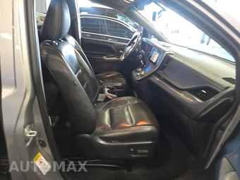 2016 Toyota Sienna SE Premium 8-Passenger 119.3" WB - miniatura 8