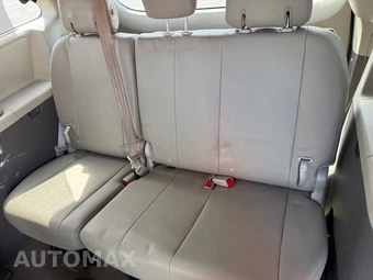 2016 Toyota Sienna XLE 7-Passenger 119.3" WB - miniatura 18