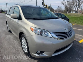 2016 Toyota Sienna XLE 7-Passenger 119.3" WB - miniatura 3