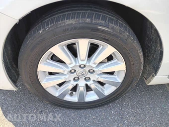 2016 Toyota Sienna XLE 7-Passenger 119.3" WB - miniatura 26
