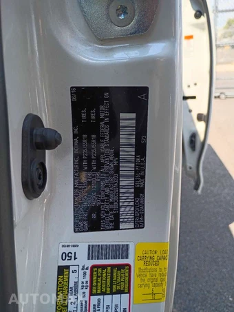 2016 Toyota Sienna XLE 7-Passenger 119.3" WB - miniatura 27