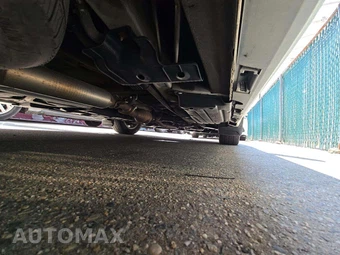 2016 Toyota Sienna XLE 8-Passenger 119.3" WB - miniatura 18