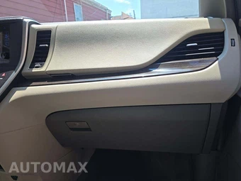 2016 Toyota Sienna XLE 8-Passenger 119.3" WB - miniatura 20