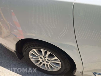 2016 Toyota Sienna XLE 8-Passenger 119.3" WB - miniatura 22