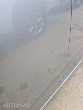 2016 Toyota Sienna XLE 8-Passenger 119.3" WB - miniatura 25