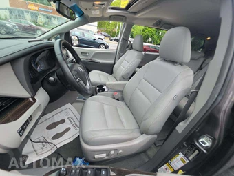 2016 Toyota Sienna XLE 8-Passenger 119.3" WB - miniatura 6