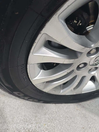 2016 Toyota Sienna XLE 8-Passenger 119.3" WB - miniatura 23