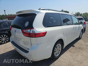 2016 Toyota Sienna XLE 8-Passenger 119.3" WB - miniatura 3