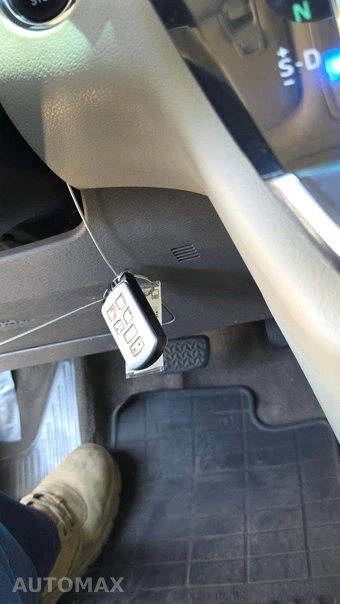 2016 Toyota Sienna XLE 8-Passenger 119.3" WB - miniatura 18