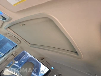 2016 Toyota Sienna XLE 8-Passenger 119.3" WB - miniatura 19