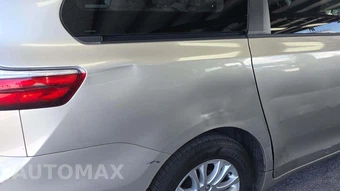 2016 Toyota Sienna XLE 8-Passenger 119.3" WB - miniatura 20