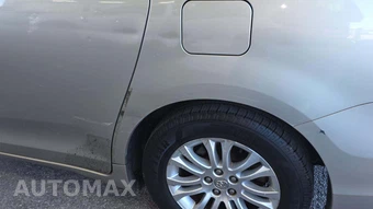 2016 Toyota Sienna XLE 8-Passenger 119.3" WB - miniatura 33