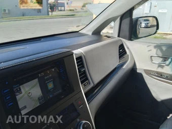 2016 Toyota Sienna XLE Premium 8-Passenger 119.3" WB - miniatura 7