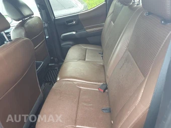 2016 Toyota Tacoma Limited Crew Cab Long Bed - miniatura 16