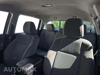 2016 Toyota Tacoma SR Crew Cab Medium Bed - miniatura 11