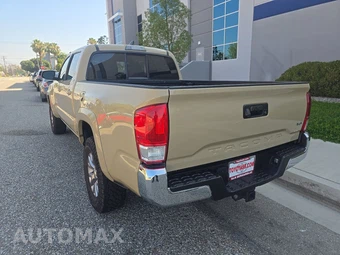 2016 Toyota Tacoma SR5 Crew Cab Long Bed - miniatura 6