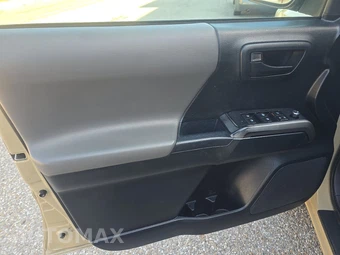 2016 Toyota Tacoma SR5 Crew Cab Long Bed - miniatura 9