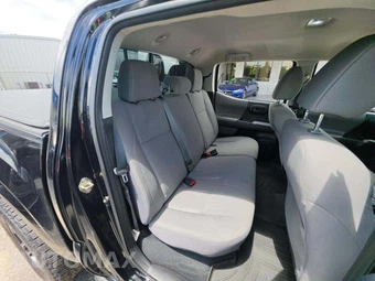 2016 Toyota Tacoma SR5 Crew Cab Medium Bed - miniatura 16