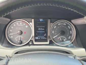 2016 Toyota Tacoma SR5 Crew Cab Medium Bed - miniatura 9