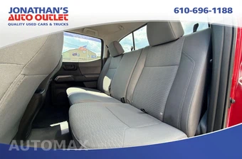 2016 Toyota Tacoma SR5 Crew Cab Medium Bed - miniatura 10