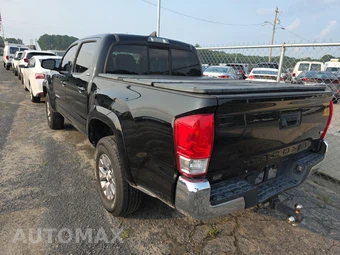 2016 Toyota Tacoma SR5 Crew Cab Medium Bed - miniatura 6