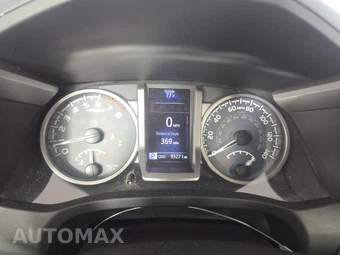 2016 Toyota Tacoma SR5 Crew Cab Medium Bed - miniatura 12
