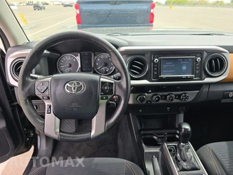 2016 Toyota Tacoma SR5 Crew Cab Medium Bed - miniatura 11