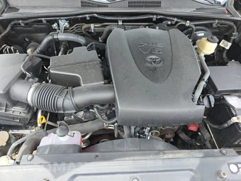 2016 Toyota Tacoma SR5 Crew Cab Medium Bed - miniatura 15