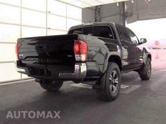 2016 Toyota Tacoma SR5 Crew Cab Medium Bed - miniatura 4