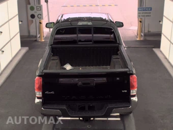 2016 Toyota Tacoma SR5 Crew Cab Medium Bed - miniatura 5