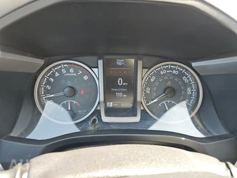 2016 Toyota Tacoma SR5 Crew Cab Medium Bed - miniatura 12