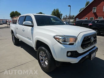 2016 Toyota Tacoma SR5 Crew Cab Medium Bed - miniatura 3