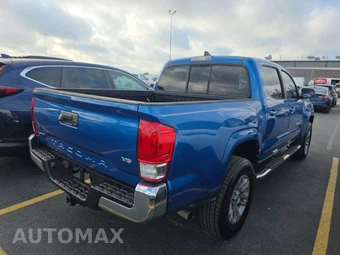 2016 Toyota Tacoma SR5 Crew Cab Medium Bed - miniatura 4