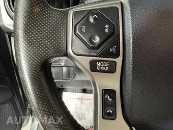 2016 Toyota Tacoma SR5 Crew Cab Medium Bed - miniatura 15