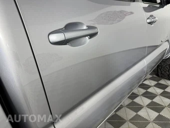 2016 Toyota Tacoma SR5 Crew Cab Medium Bed - miniatura 26