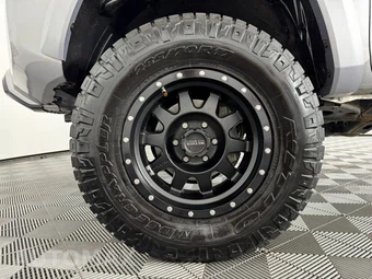 2016 Toyota Tacoma SR5 Crew Cab Medium Bed - miniatura 38
