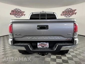 2016 Toyota Tacoma SR5 Crew Cab Medium Bed - miniatura 6