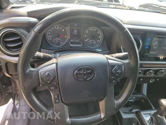 2016 Toyota Tacoma TRD Off-Road Crew Cab Medium Bed - miniatura 10
