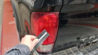 2016 Toyota Tacoma TRD Off-Road Crew Cab Medium Bed - miniatura 32