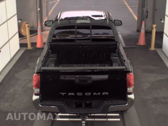 2016 Toyota Tacoma TRD Off-Road Crew Cab Medium Bed - miniatura 5