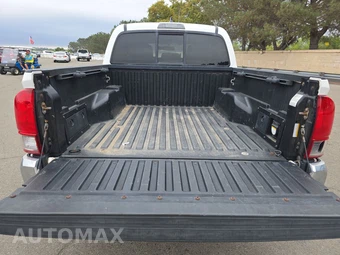 2016 Toyota Tacoma TRD Off-Road Crew Cab Medium Bed - miniatura 16