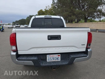 2016 Toyota Tacoma TRD Off-Road Crew Cab Medium Bed - miniatura 5